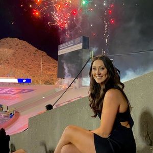 Meet your Posher, Bailey